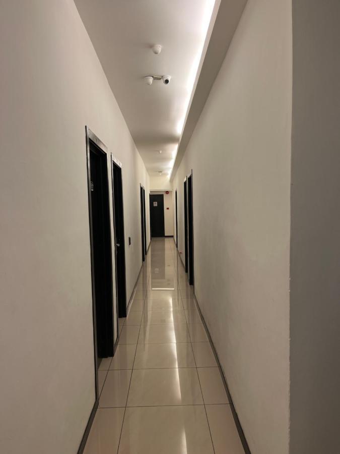 פורט דיקסון Coastline Hotel מראה חיצוני תמונה